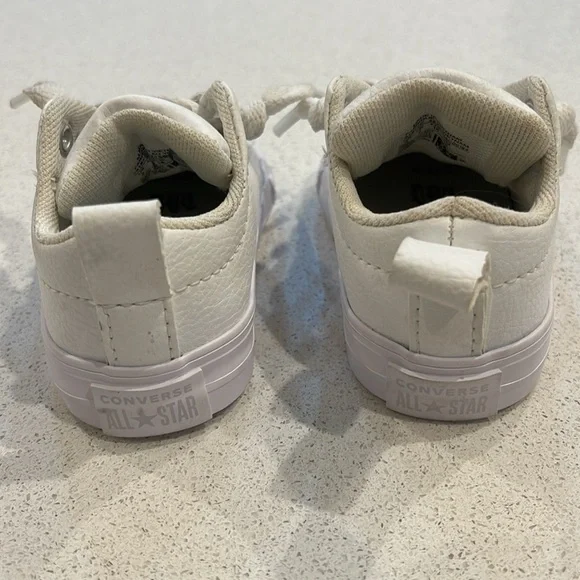 All Stars Converse White Baby Sneakers Size 2 - Picture 3 of 11